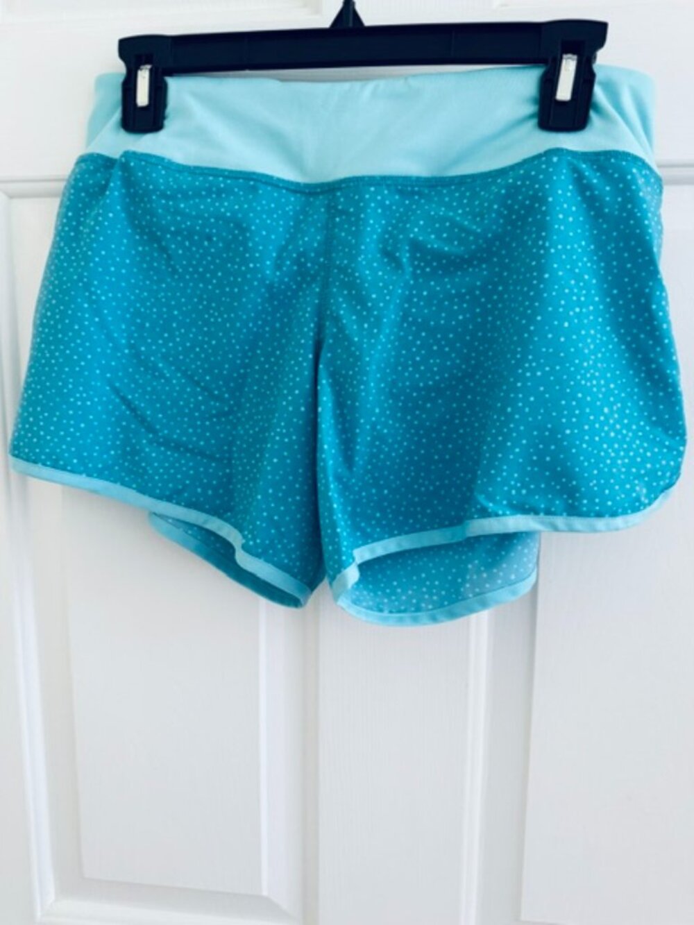 EUC Rabbit Women's Hopper 4" Running Shorts Baltic Polkadot Teal Size M